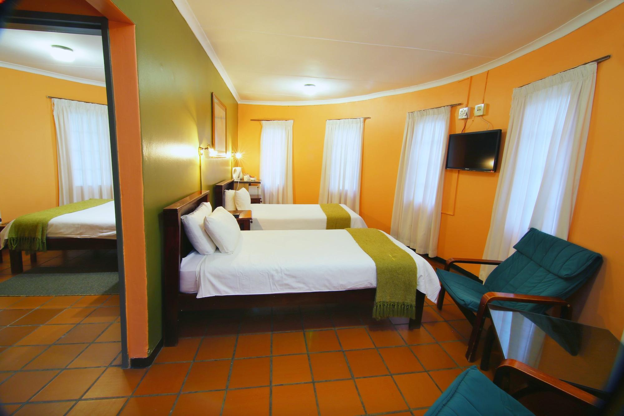 Kalahari Arms Hotel Khemsbok Екстериор снимка