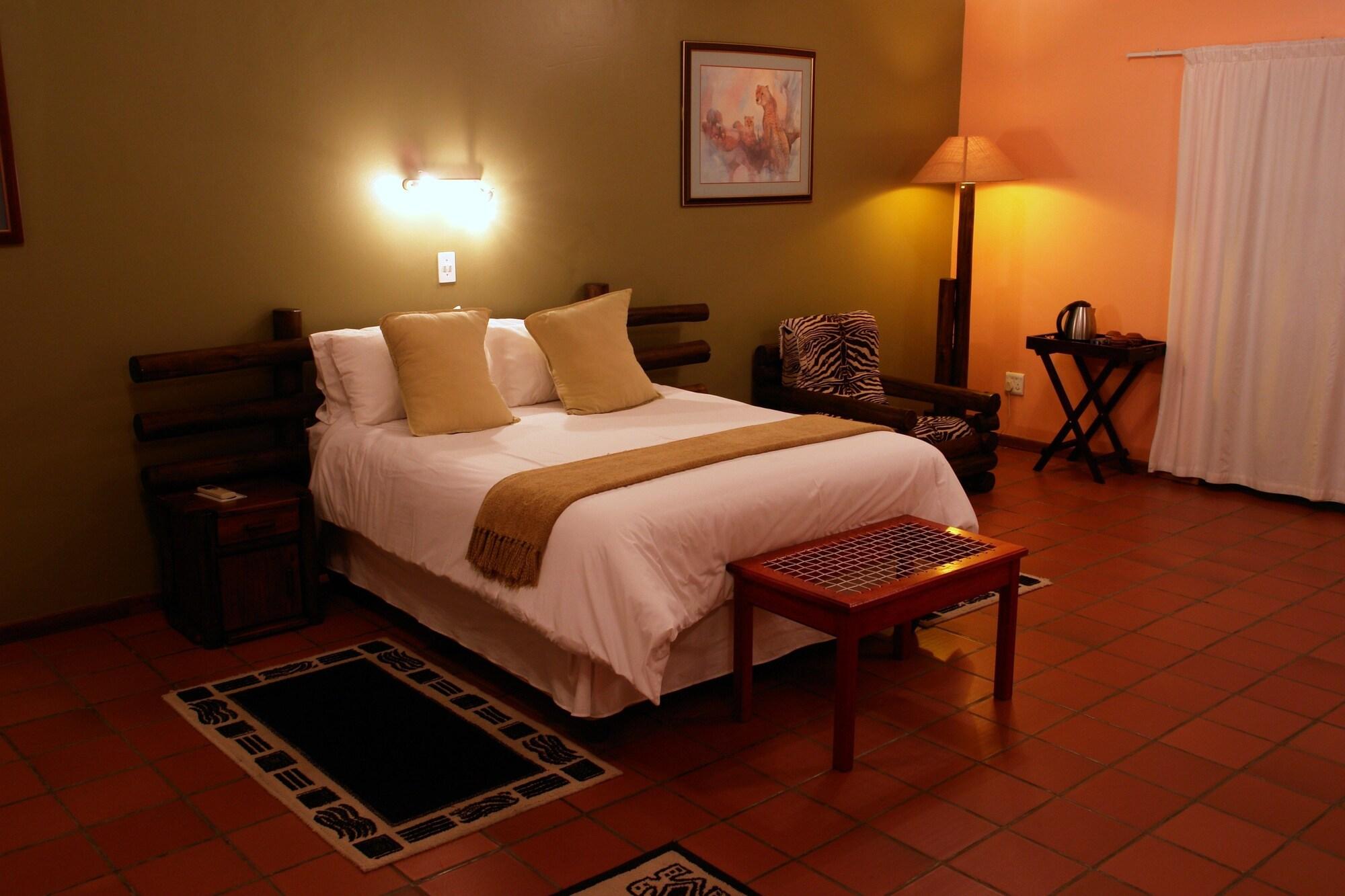 Kalahari Arms Hotel Khemsbok Екстериор снимка