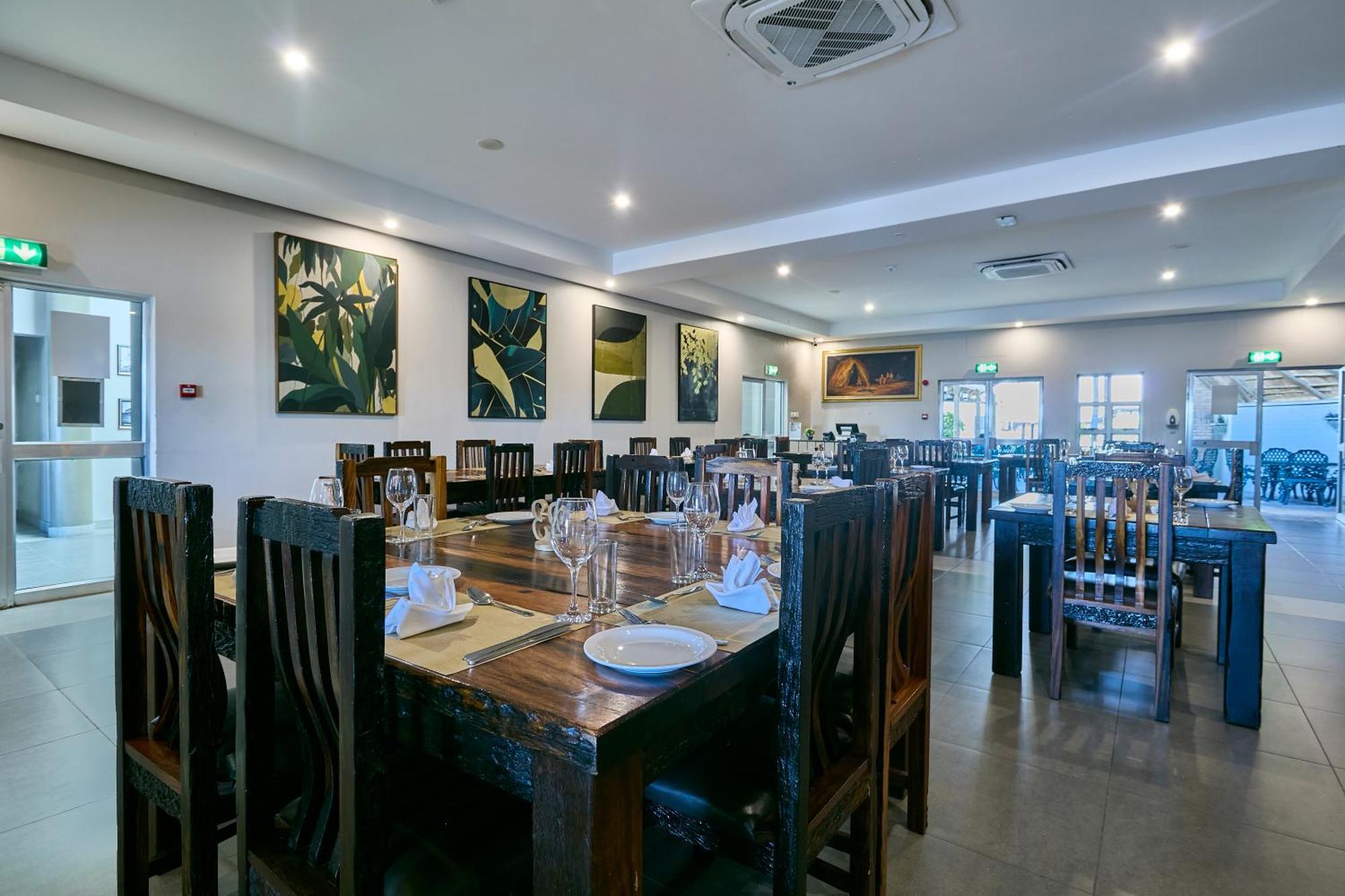 Kalahari Arms Hotel Khemsbok Екстериор снимка