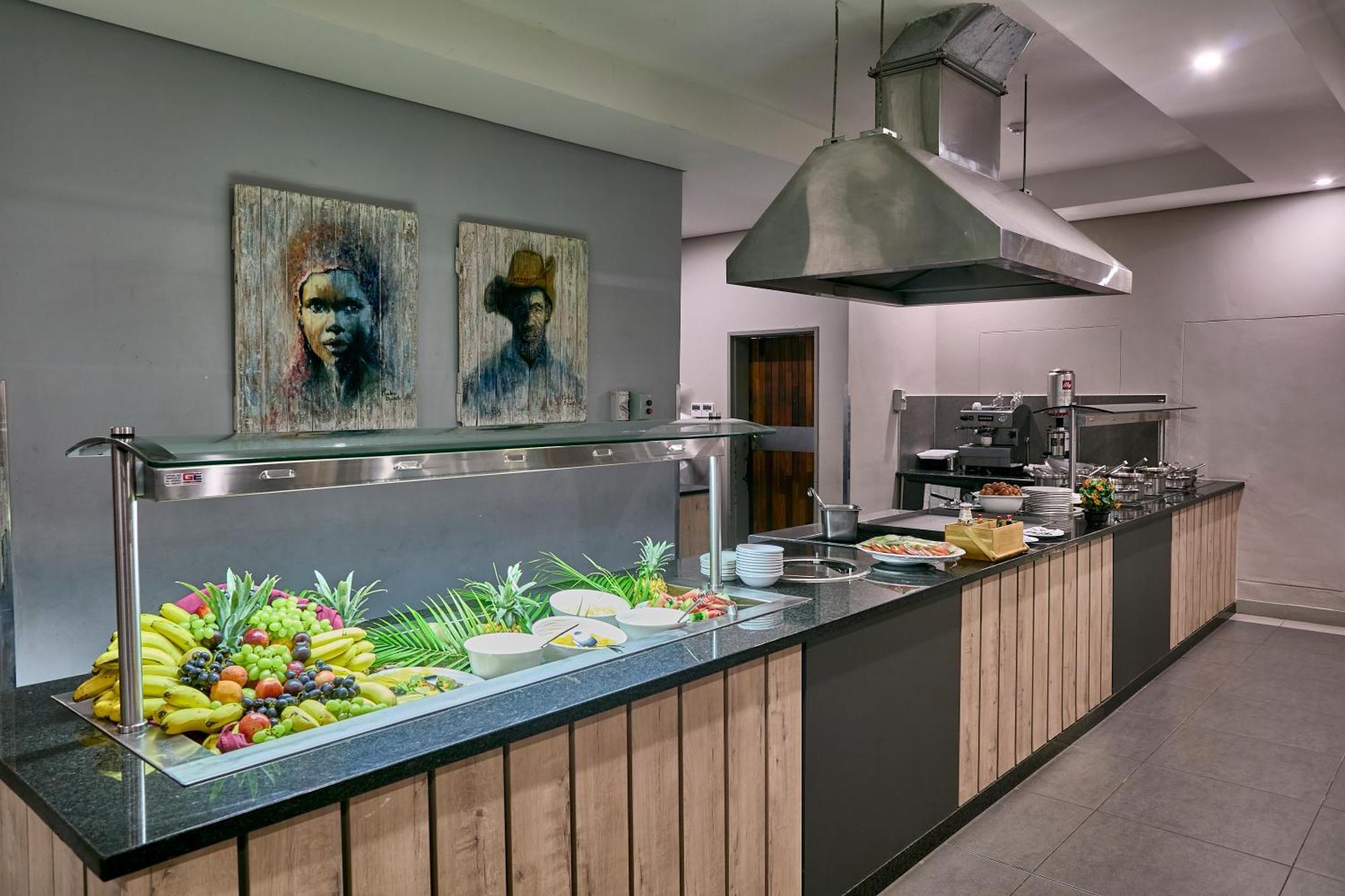 Kalahari Arms Hotel Khemsbok Екстериор снимка