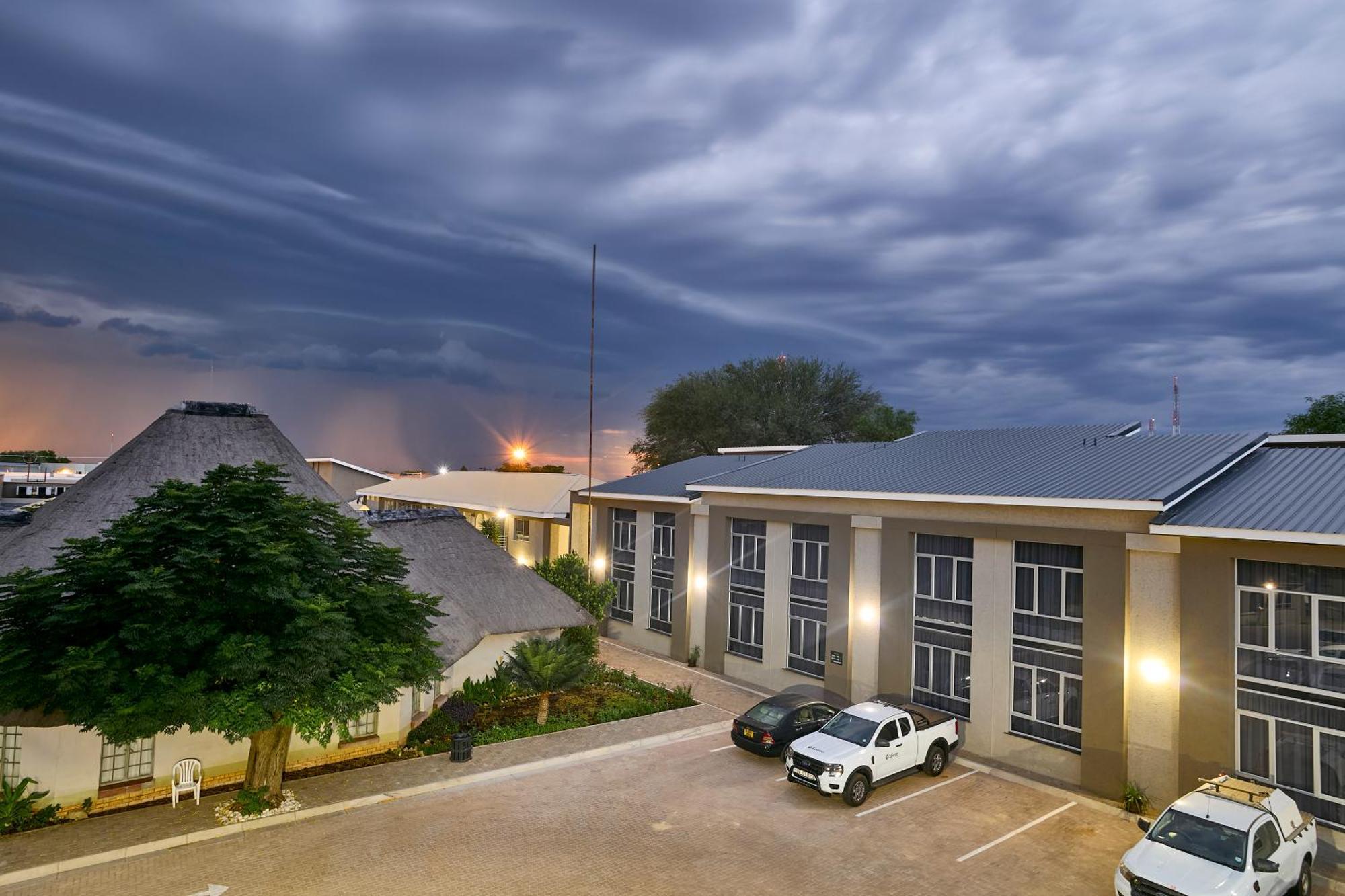 Kalahari Arms Hotel Khemsbok Екстериор снимка