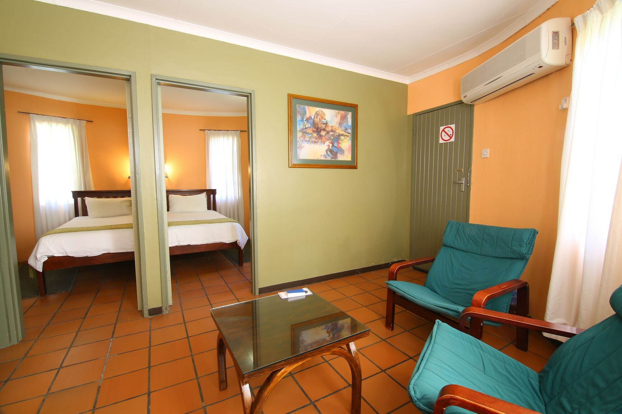 Kalahari Arms Hotel Khemsbok Екстериор снимка